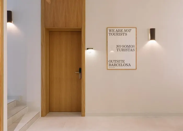 게스트하우스 Outsite 4*